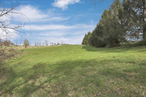 15971 Rocky Fork Rd, Logan, OH, 43138-8869 | Card Image