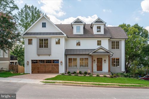 3718 N Woodrow St, ARLINGTON, VA, 22207-4322 | Card Image