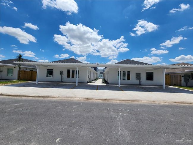 APT-1 - 3404 Frio Ave, Condo with 2 bedrooms, 2 bathrooms and 2 parking in McAllen TX | Image 7