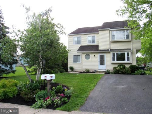 246 Florence Dr, HARLEYSVILLE, PA, 19438-1900 | Card Image