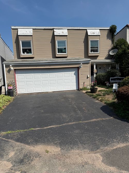 12 Inverness Ln, Middletown, CT, 06457-1626 | Card Image