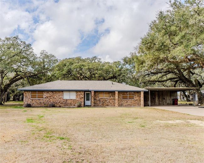 4311 Cr 417 Hoffman Rd, House other with 4 bedrooms, 2 bathrooms and 2 parking in Markham TX | Image 38