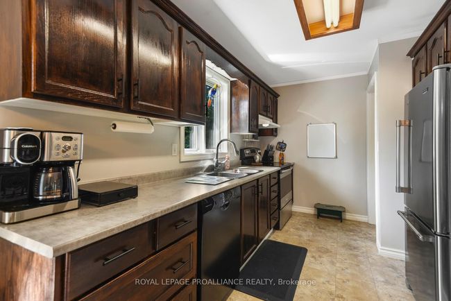 46 Graham Lake Rd, House other with 4 bedrooms, 2 bathrooms and 6 parking in Front Yonge ON | Image 16