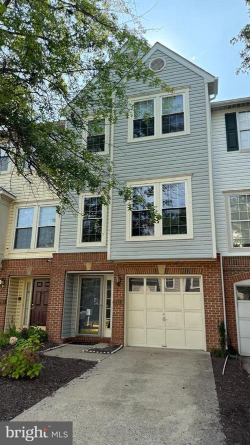 4019 Cressida Pl, WOODBRIDGE, VA, 22192-7620 | Card Image