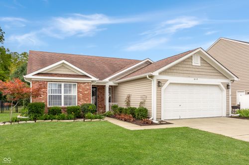 6115 Green Glade Dr, Whitestown, IN, 46075-9767 | Card Image