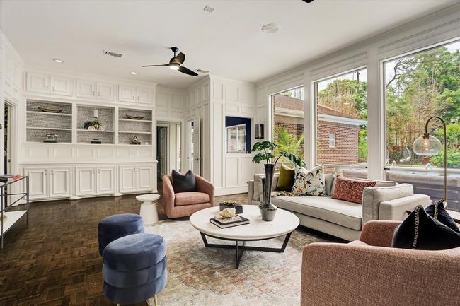 5411 Pine St, House other with 5 bedrooms, 5 bathrooms and 3 parking in Bellaire TX | Image 21