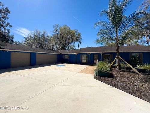 460 4th Ave, MELROSE, FL, 32666-5427 | Card Image