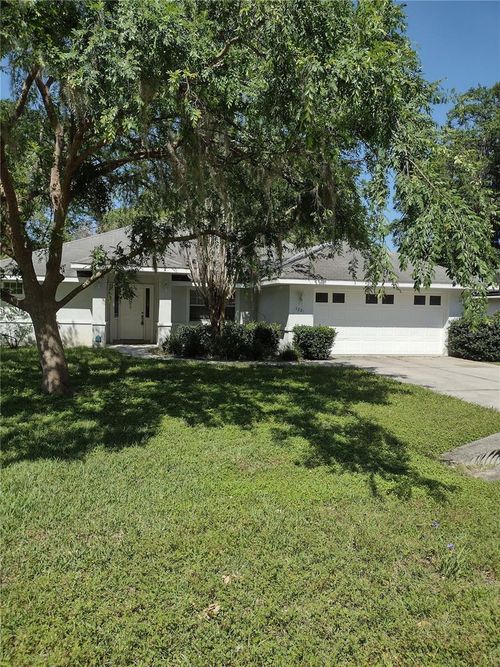 4221 Ne 32nd Cir, Ocala, FL, 34479-8890 | Card Image