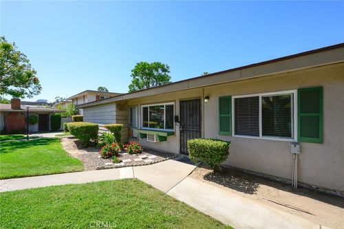 b-661 W 6th, Tustin, CA, 92780 | Card Image