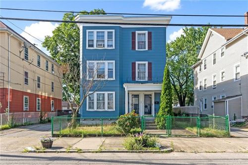 2-266 Sayles Ave, Pawtucket, RI, 02860-5012 | Card Image