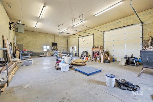 7110 W Highway 52, House other with 3 bedrooms, 1 bathrooms and 6 parking in Emmett ID | Image 24