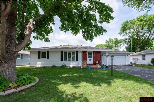 1704 Fair St, Mankato, MN, 56001-5514 | Card Image