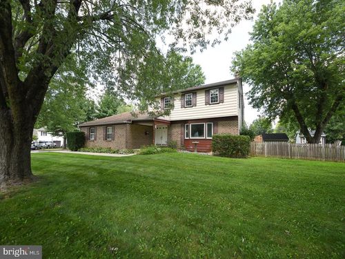 1975 W Marshall St, West Norriton, PA, 19403-3151 | Card Image