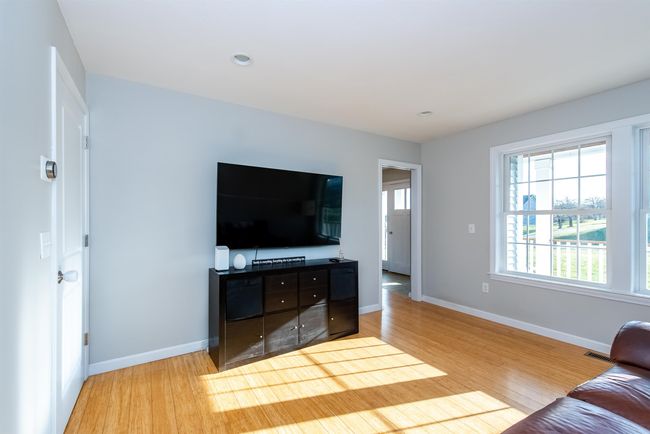 81 Cider St, House other with 3 bedrooms, 3 bathrooms and null parking in Epping NH | Image 16