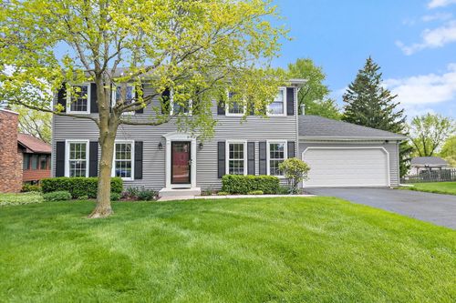 18 Jennifer Ln, Dekalb, IL, 60115-1016 | Card Image