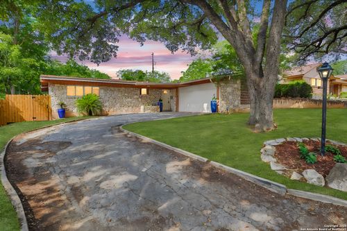 230 Tammy Dr, San Antonio, TX, 78216-3811 | Card Image
