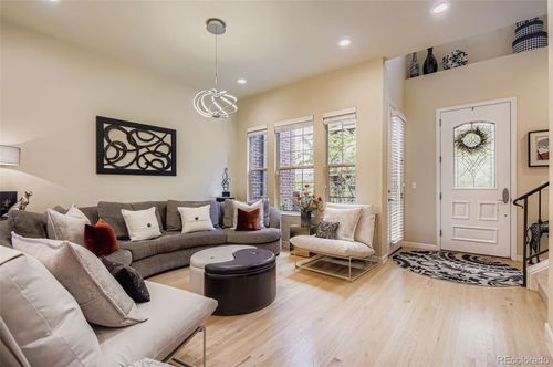 7857 Vallagio Ln, Englewood, CO, 80112-5872 | Card Image