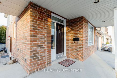 194 Willow Creek Cir, Nepean, ON, K2G7B1 | Card Image
