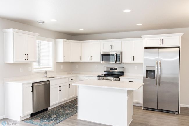 1485 68 Th Ave S, Home with 3 bedrooms, 3 bathrooms and null parking in Fargo ND | Image 11