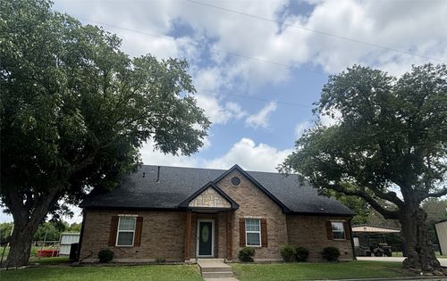 406 N Meigs St, Saint Jo, TX, 76265-2113 | Card Image