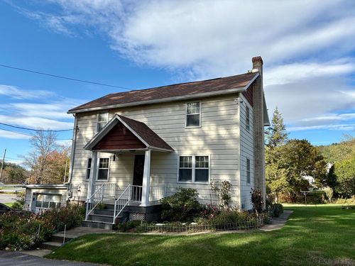 302 Sugar Maple Dr, Windber, PA, 15963-2545 | Card Image