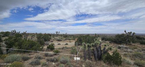 8900 E Avenue W12, Littlerock, CA, 93543-3730 | Card Image