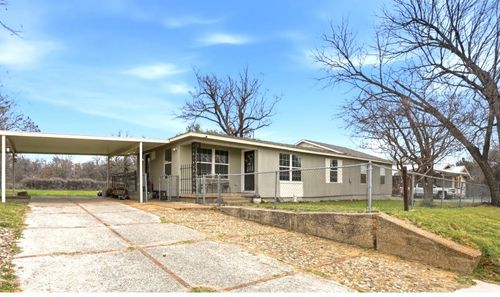 7701 John T White Rd, Fort Worth, TX, 76120-3421 | Card Image