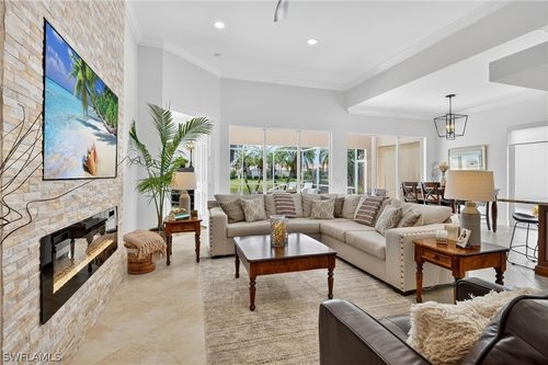 3234 Benicia Ct, NAPLES, FL, 34109-1364 | Card Image