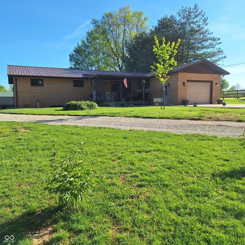 5810 E County Road 1200 S, Cloverdale, IN, 46120-8608 | Card Image