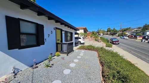 1736 Gateway, San Diego, CA, 92105 | Card Image