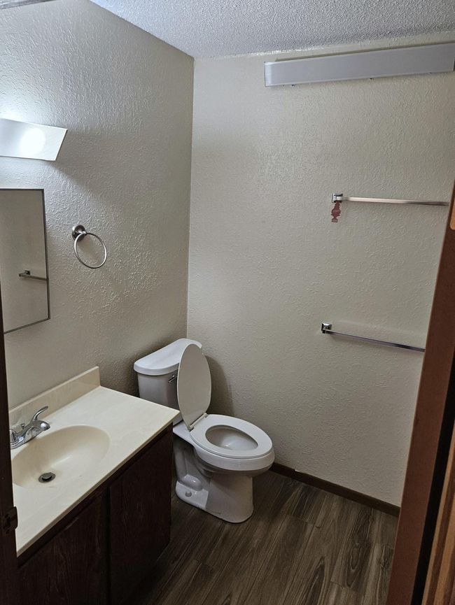 Carolina Village Bathroom.jpg | Image 7
