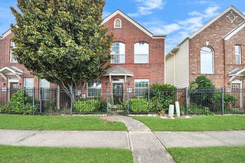 1749 Aden Dr, Houston, TX, 77003-5309 | Card Image