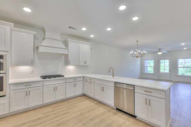 738 Coburg Pvt St, Home with 3 bedrooms, 3 bathrooms and 4 parking in Gallatin TN | Image 13