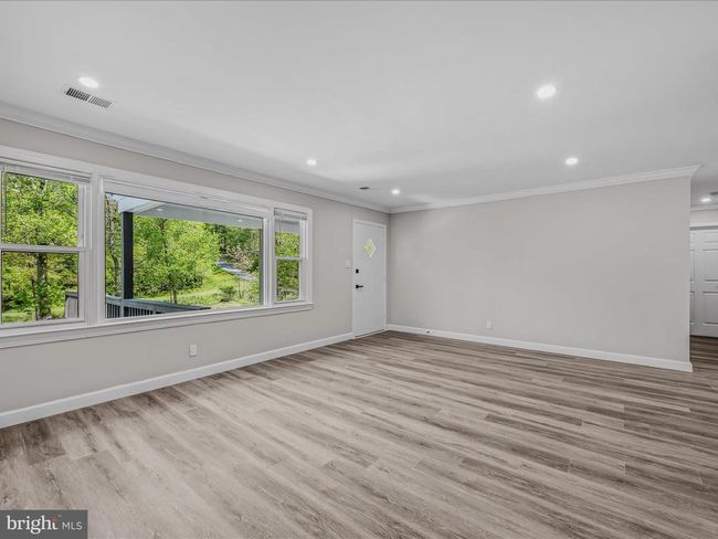 1639 Shenandoah River Dr, House other with 4 bedrooms, 3 bathrooms and null parking in HARPERS FERRY WV | Image 7