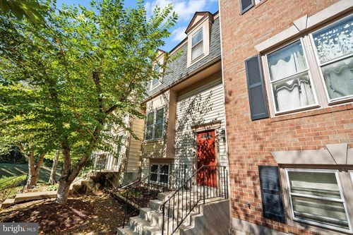 7339 Saint Thomas Loop, MANASSAS, VA, 20109-7116 | Card Image