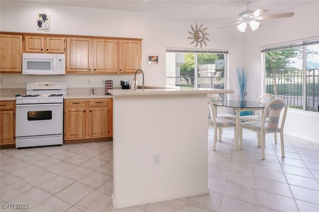 UNIT-101 - 4970 Black Bear Rd, Condo with 2 bedrooms, 2 bathrooms and null parking in Las Vegas NV | Image 8