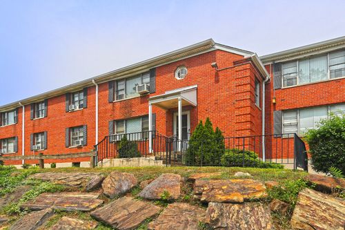 apt-201-460 Lexington Ave, Bridgeport, CT, 06604-2603 | Card Image