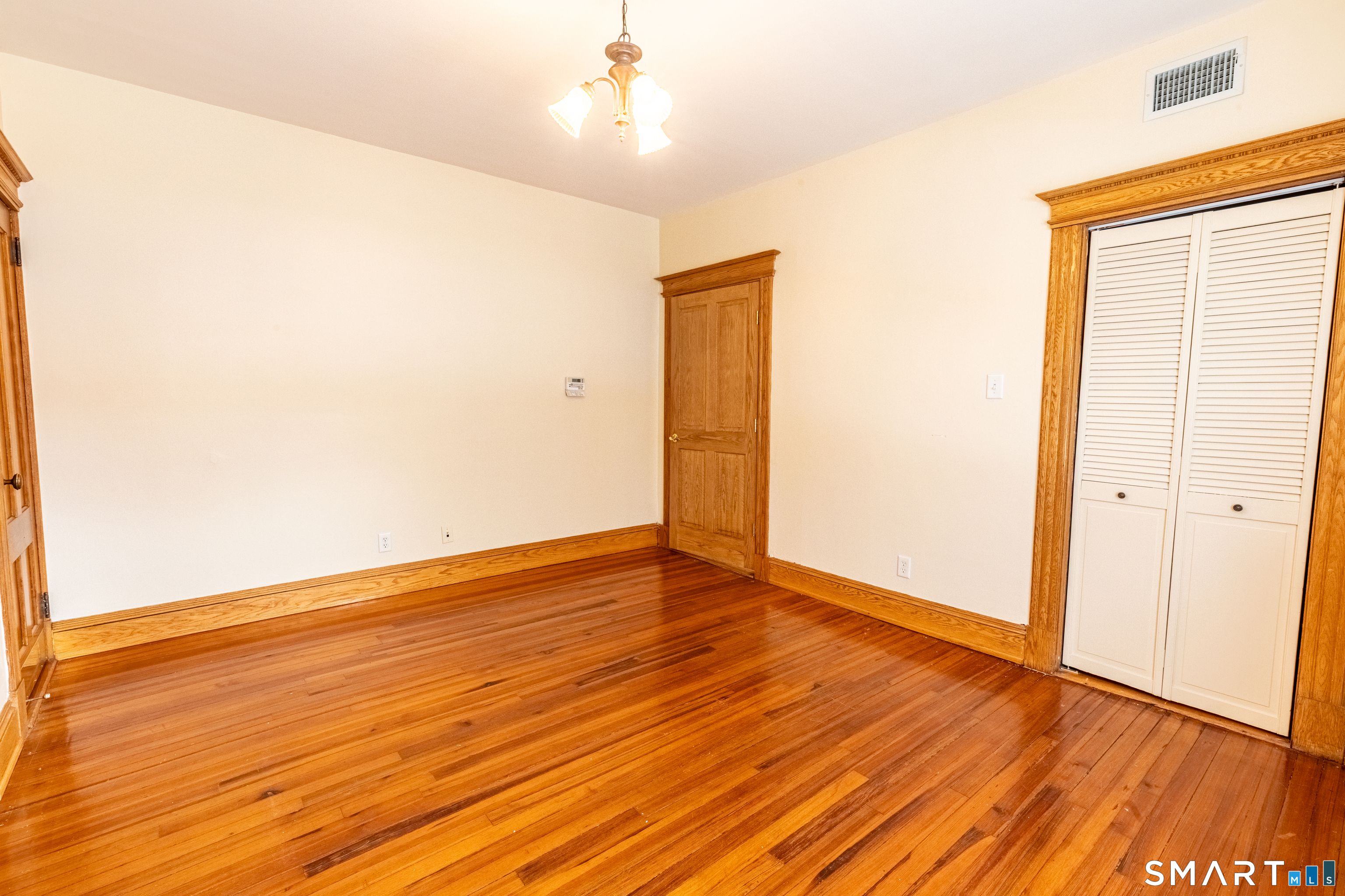 Commercial Lease in Windsor 5