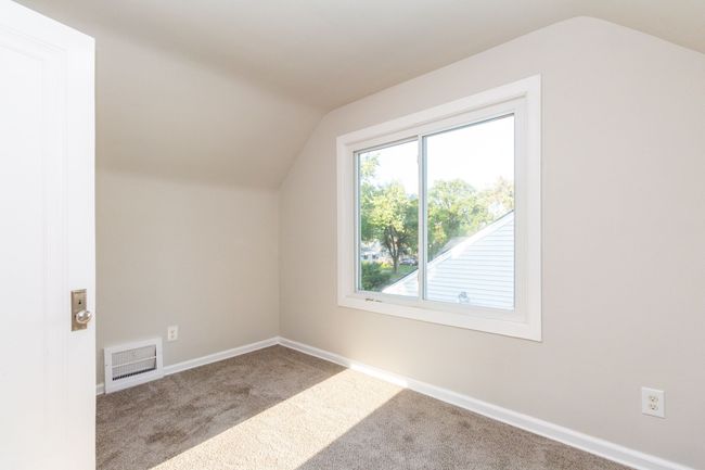 648 Lebaron Ave, House other with 3 bedrooms, 2 bathrooms and null parking in Pontiac MI | Image 11