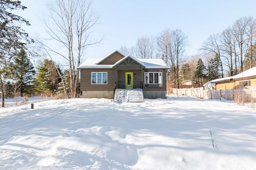 155 Rue Des Cèdres, Saint-Calixte, QC, J0K1Z0 | Card Image