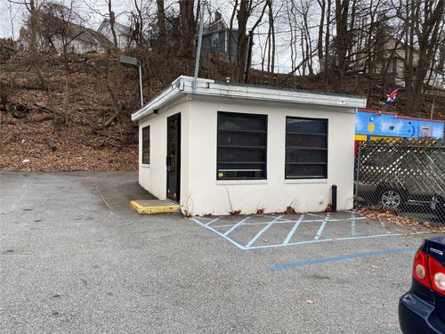 347 N Broadway, Sleepy Hollow, NY, 10591-2309 | Card Image