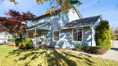 Front Entry off of Weathervane Lane | Image 1