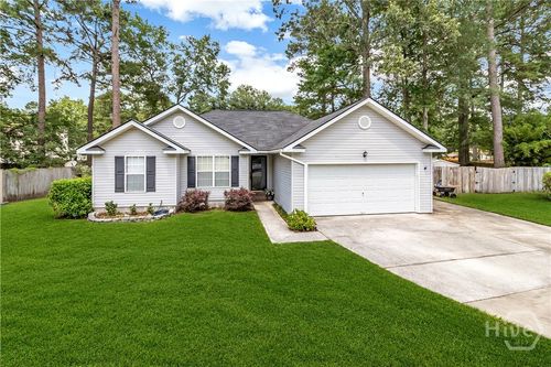 439 Hope Creek Dr, Richmond Hill, GA, 31324-6306 | Card Image