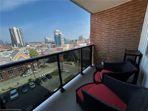 704-64 Benton St, Kitchener, ON, N2G4L9 | Card Image