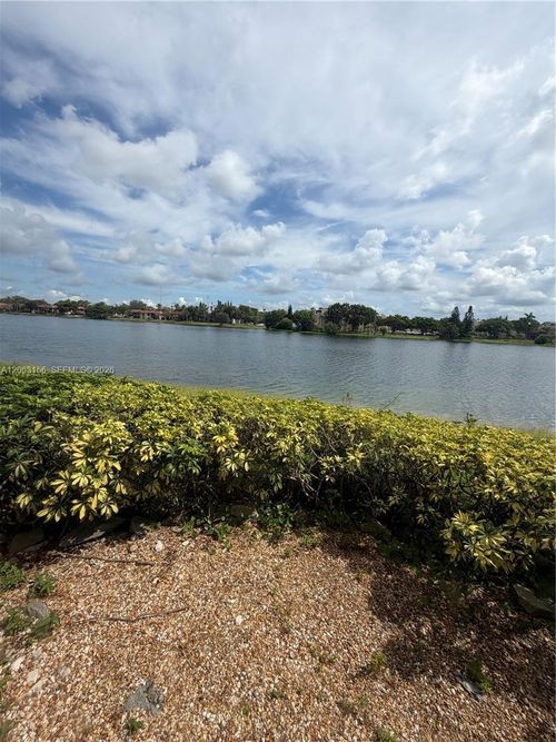 107-873 Ne 195th St, Miami, FL, 33179-3420 | Card Image