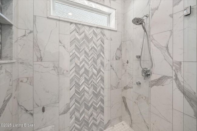 6511 Rosecliff Ct, House other with 3 bedrooms, 4 bathrooms and null parking in Prospect KY | Image 55