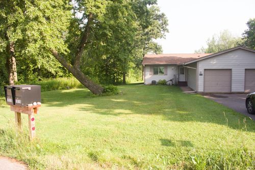18118 Captive Lake Rd, Garrison, MN, 56450-8650 | Card Image
