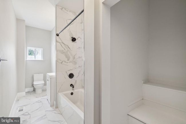 163 East St, Townhouse with 4 bedrooms, 3 bathrooms and null parking in PHILADELPHIA PA | Image 28