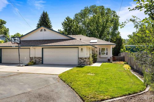 2072 N 28th St, Boise, ID, 83703-5840 | Card Image