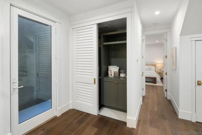 741 G Ave, Condo with 4 bedrooms, 5 bathrooms and 2 parking in Coronado CA | Image 22